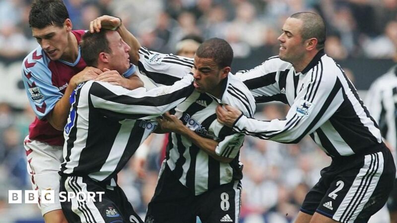 Idrissa Gueye and Michael Keane: Memorable team-mate bust-ups after Everton red card