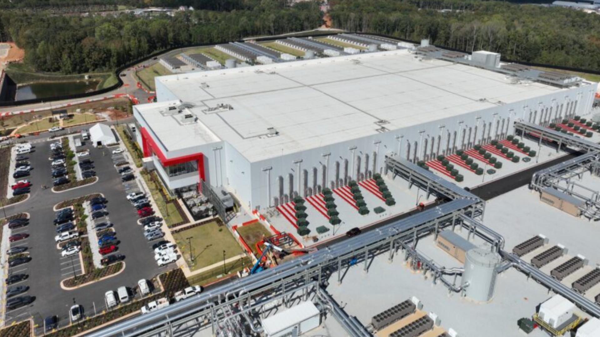 Microsoft links two massive AI data centers to build an ultra-dense superfactory, promising unprecedented compute across a nationwide infrastructure network.