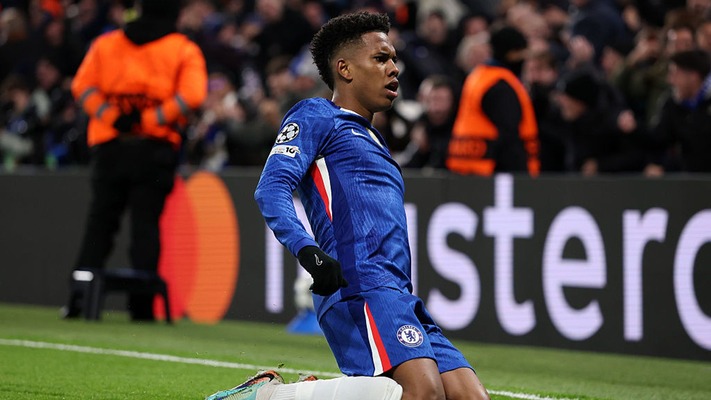 UCL: Estevao rules over Yamal