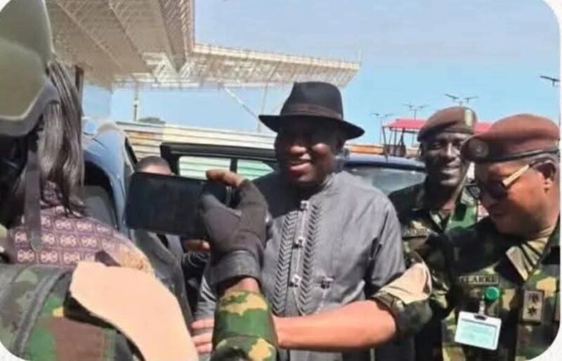 Goodluck Jonathan Arrives Abuja Hours After Been Stranded In Guinea-Bissau (Video)