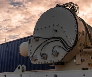 Game of drones – DragonFire laser is so accurate it can hit a coin from a kilometer away, and even 400mph drones didn’t stand a chance