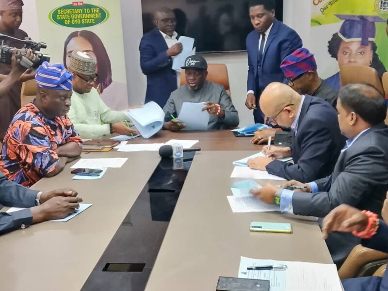 Makinde Signs Oluyole Free Trade Zone Joint Venture Agreement