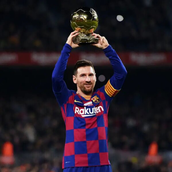 Barcelona Plan To Build Messi Statue At Camp Nou