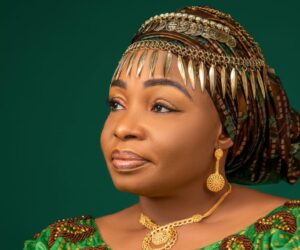 Regina Dimlong, Sarauniyan Duhu: A benevolent amazon with midas touch