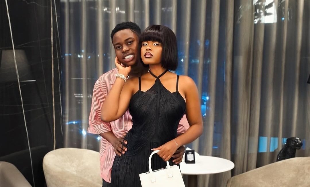 Jarvis threatens legal action against Peller