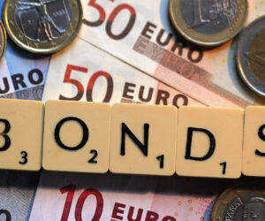 Nigeria opens $2.3 billion Eurobond sale to plug budget gap