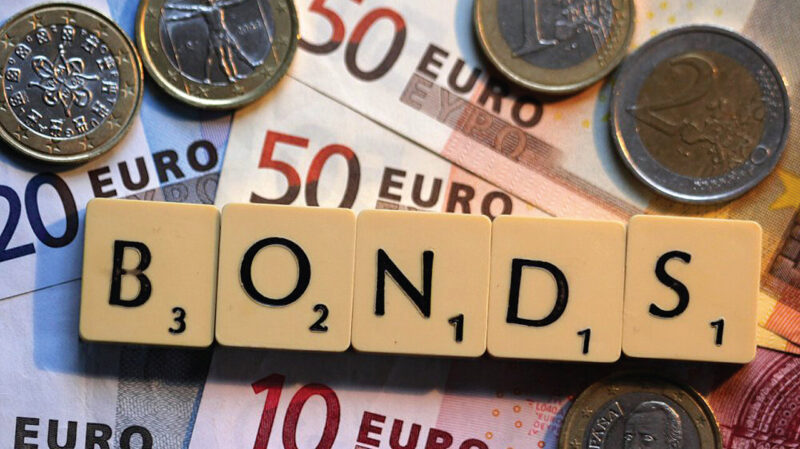 Nigeria opens $2.3 billion Eurobond sale to plug budget gap