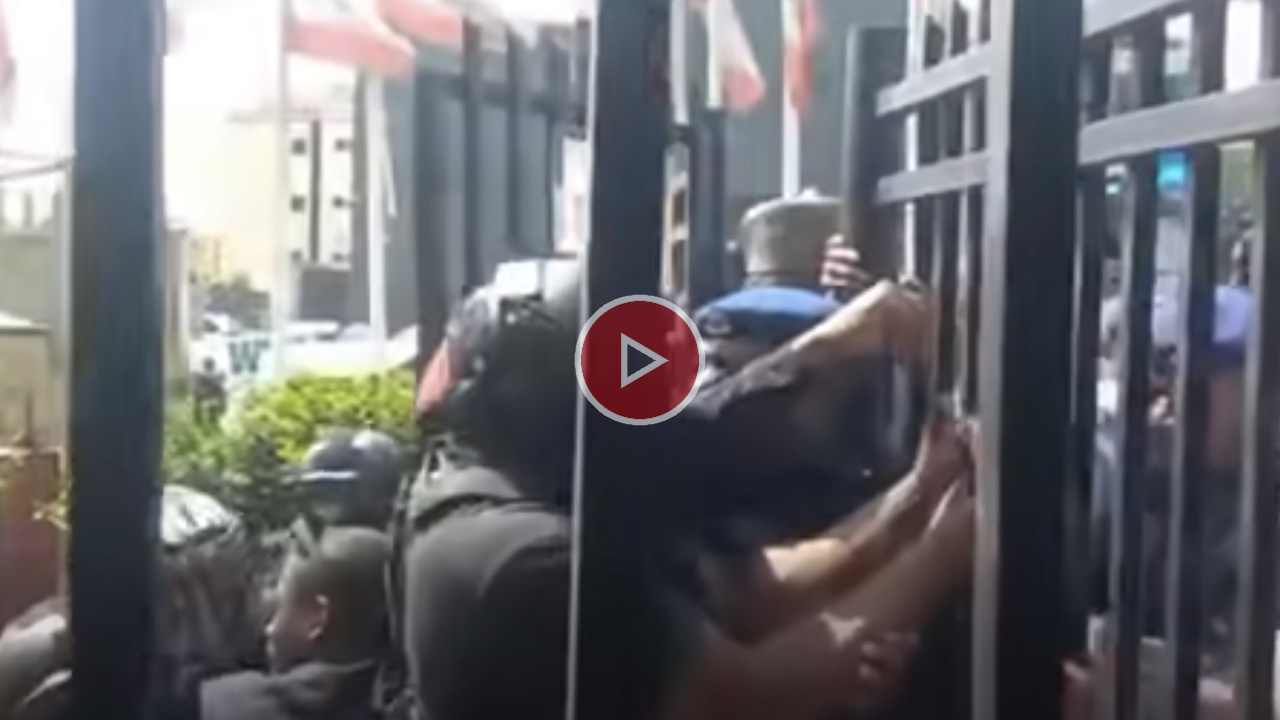 Wike, Governors Makinde And Bala Mohammed Clash At PDP Secretariat In Abuja – Arise News