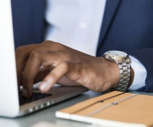 5 AI tools to get your SMB online fast