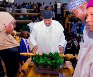 Radda Signs N897bn Katsina 2026 Budget into Law, Orders Strict Oversight – Arise News