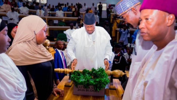 Radda Signs N897bn Katsina 2026 Budget into Law, Orders Strict Oversight – Arise News