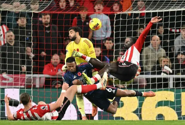 Arsenal Legend Blames Raya For Sunderland’s Late Equaliser