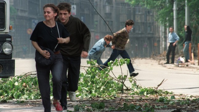 Wealthy Italian tourists âpaid Â£70,000â to sh00t innocent people in âhuman safariâ hunting trips to Bosnia