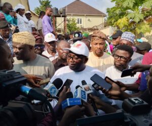 Adelabu Harps On Unity Ahead Of 2027 Polls, Supports Oyo APC Youths, Women, Leaders With ₦100m Economic Relief Fund