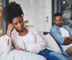 What’s the Difference Between Genuine Attraction and Trauma Bonding?