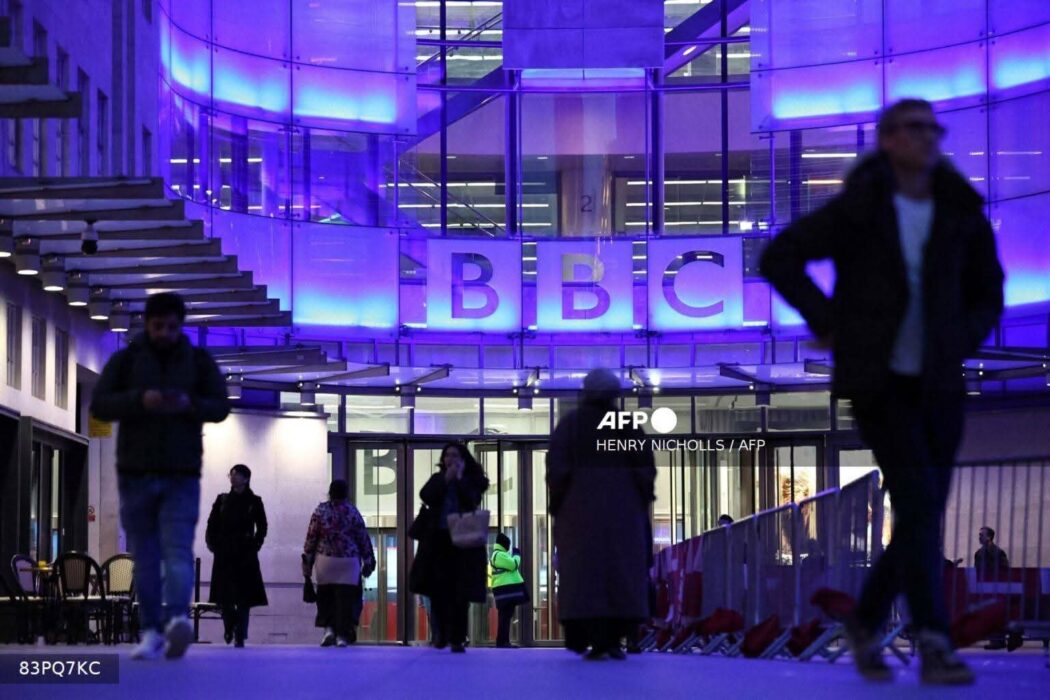 ‘BBC Must Fight’, Says Outgoing Chief As Trump Threatens $1bn Lawsuit Over ‘Misleading Edit’