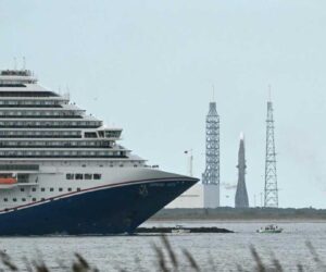 Bezos’s Blue Origin postpones rocket launch over weather