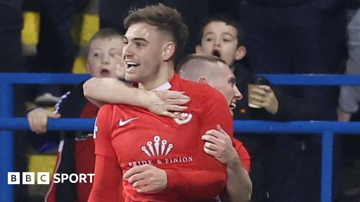 Irish Premiership: Larne beat Coleraine to move top