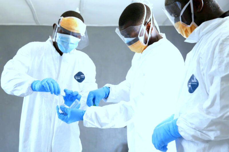 NARD Strike: Nigerian govt approves N11.9bn for doctors, pledges mass recruitment