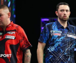 Grand Slam of Darts: Luke Humphries eliminates Nathan Aspinall to progress