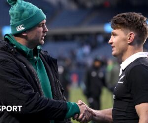 Ireland 13-26 New Zealand: Beauden Barrett ‘gutted’ for Tadhg Beirne after controversial red card