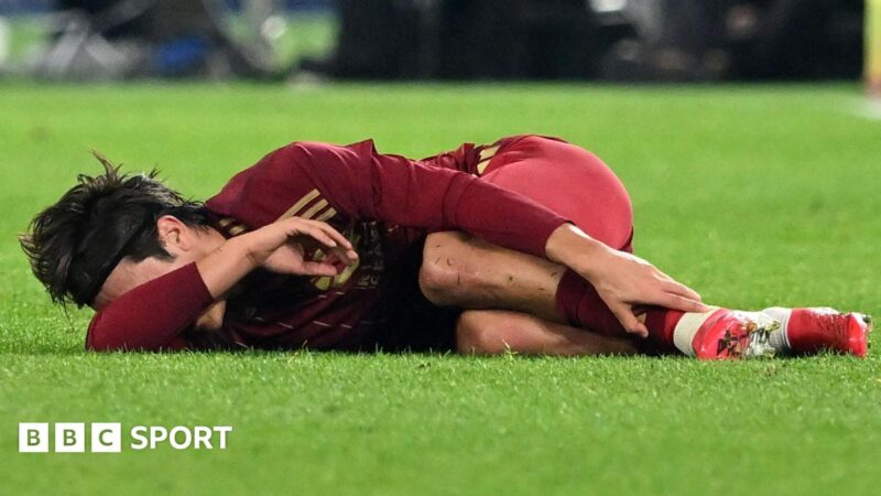 Does a change in manager lead to more injuries?