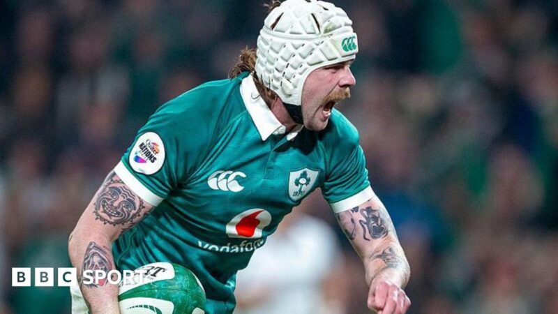 Ireland 46-19 Australia: Conor Murray on Mack Hansen’s ‘world-class ability’