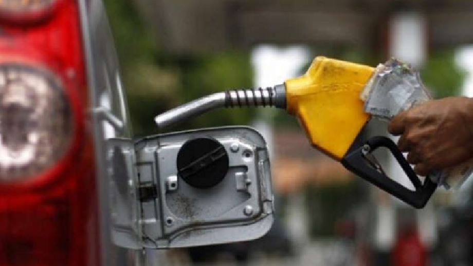 BREAKING: Nigerian filling stations reduce fuel price as landing cost drops