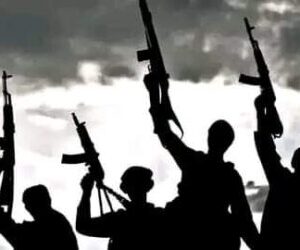 Gunmen abduct 6 defence ministry directors traveling to Abuja