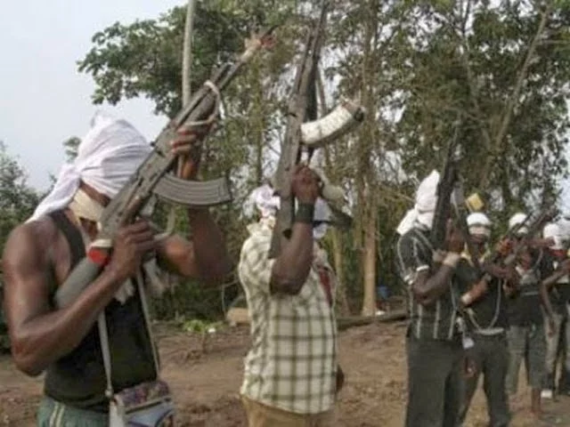 Gunmen abduct six defence ministry directors on Abuja highway