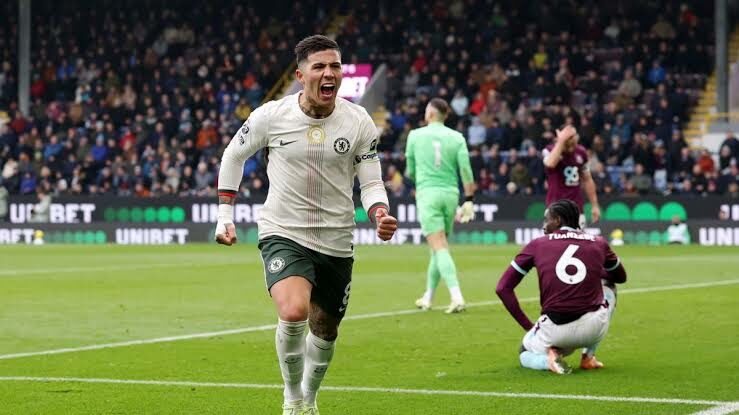 Chelsea Cruise Past Burnley To Go Second On EPL Table