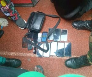 Bayelsa vigilante nabs suspected phone thief at Governor Diri’s defection ceremony