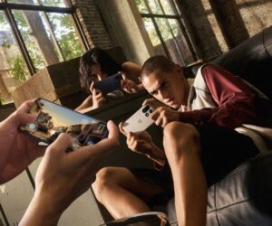 Buy the new OnePlus 15 and get a free gift worth up to £269!