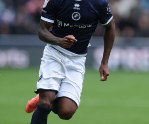 EFL star stretchered off and rushed to hospital as Portsmouth vs Millwall gets suspended after sickening head injury