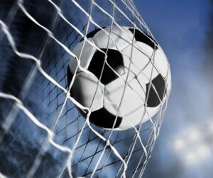 West Ham beat Everton to claim first WSL win