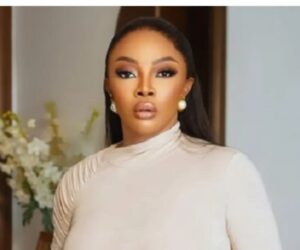 ‘Bathing babies daily could damage their skin’ – Toke Makinwa claims