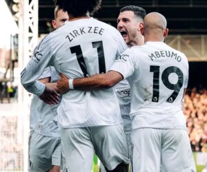 Manchester United Pip Crystal Palace At Selhurst Park