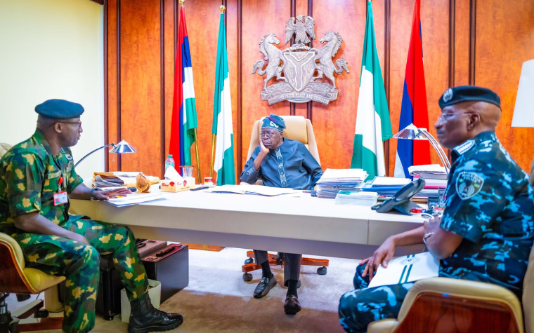 Tinubu meets with Service Chiefs