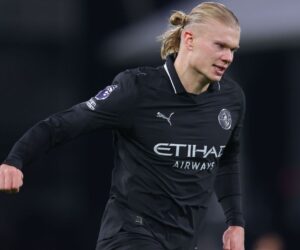 Why Erling Haaland will never wear gloves on the football pitch