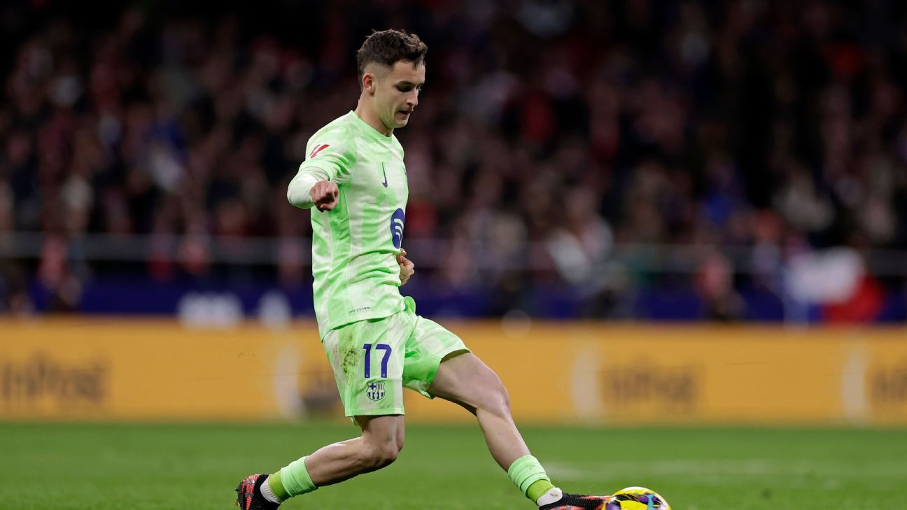 Transfer rumors, news: Chelsea eye Barcelona’s Casadó for midfield role