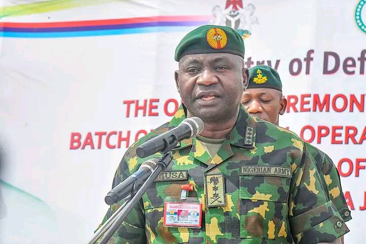 New defence minister to withdraw soldiers from checkpoints
