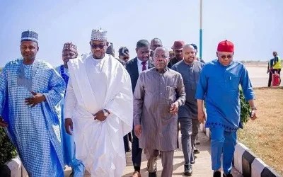 Gov Otti Visits Nnamdi Kanu In Sokoto Prison, Assures IPOB Leader Will Soon Released