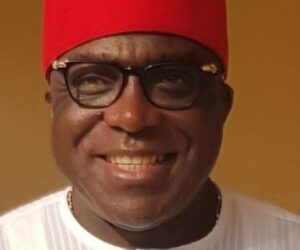 Gov Otti greets United Nigeria Airlines’ chairman, Obiora Okonkwo at 60