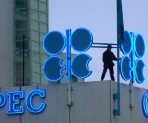 OPEC Holds Oil Output Steady For Q1 2026 Amid Supply Glut Concerns – Arise News