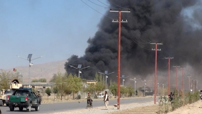 Pakistan, Afghan Taliban Trade Heavy Fire As Fresh Border Clashes Erupt – Arise News
