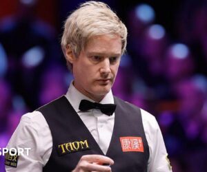 Neil Robertson cruises past Wu Yize into last eight of UK Championship