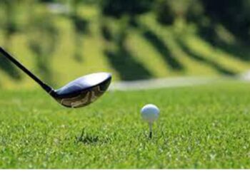 Neergaard-Petersen holds nerve to win Australian Open