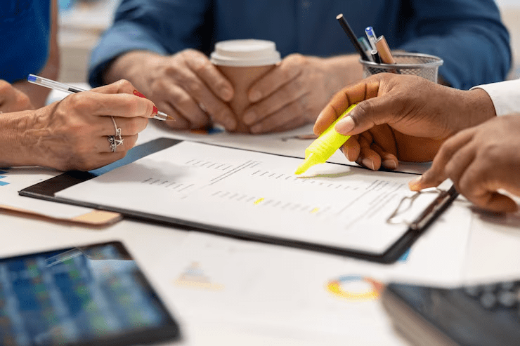 How to use Salesforce to improve the claims process