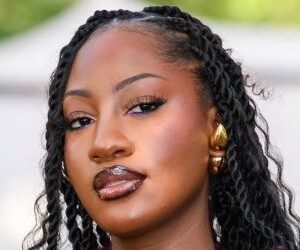 Singer Tems opens up on relationship standard