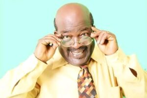 “When I was growing up”- Man offers, $25k , vehicle to Papa Ajasco
